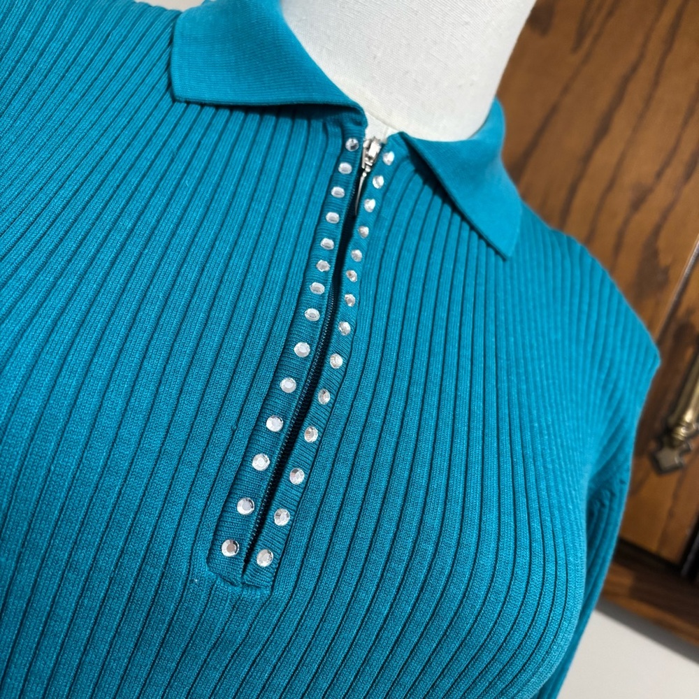 Vintage Y2K Teal Rhinestone 3/4 Sleeve Ribbed Top Shirt Size Small Cable & Gauge - Picture 3 of 10